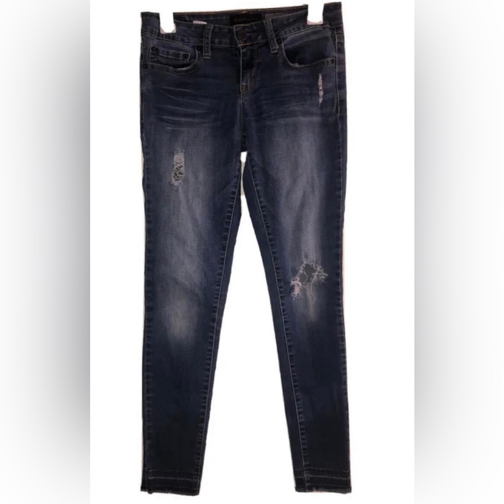 Aeropostale skinny jeans size 6 short